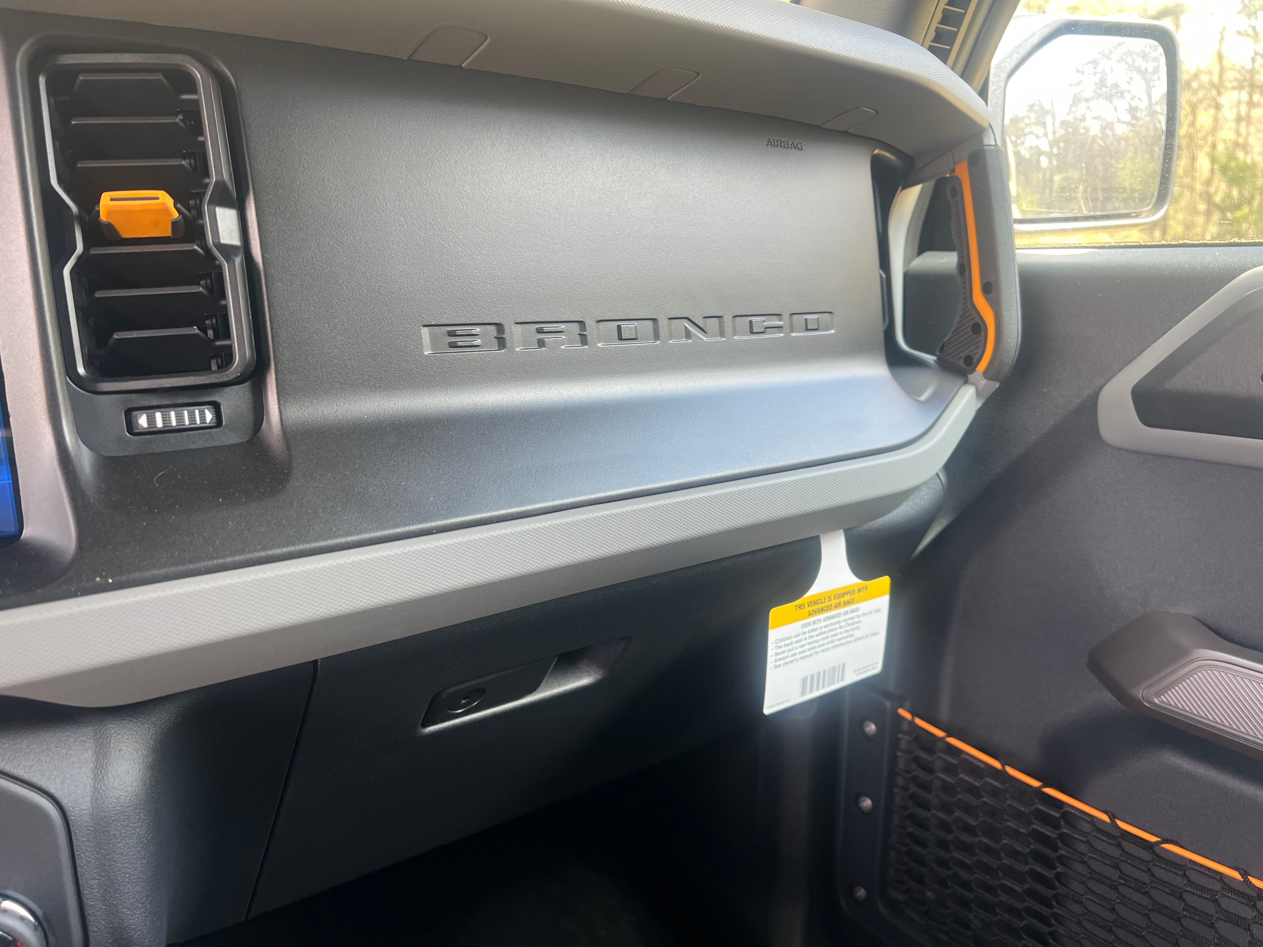 2023 Ford Bronco Base