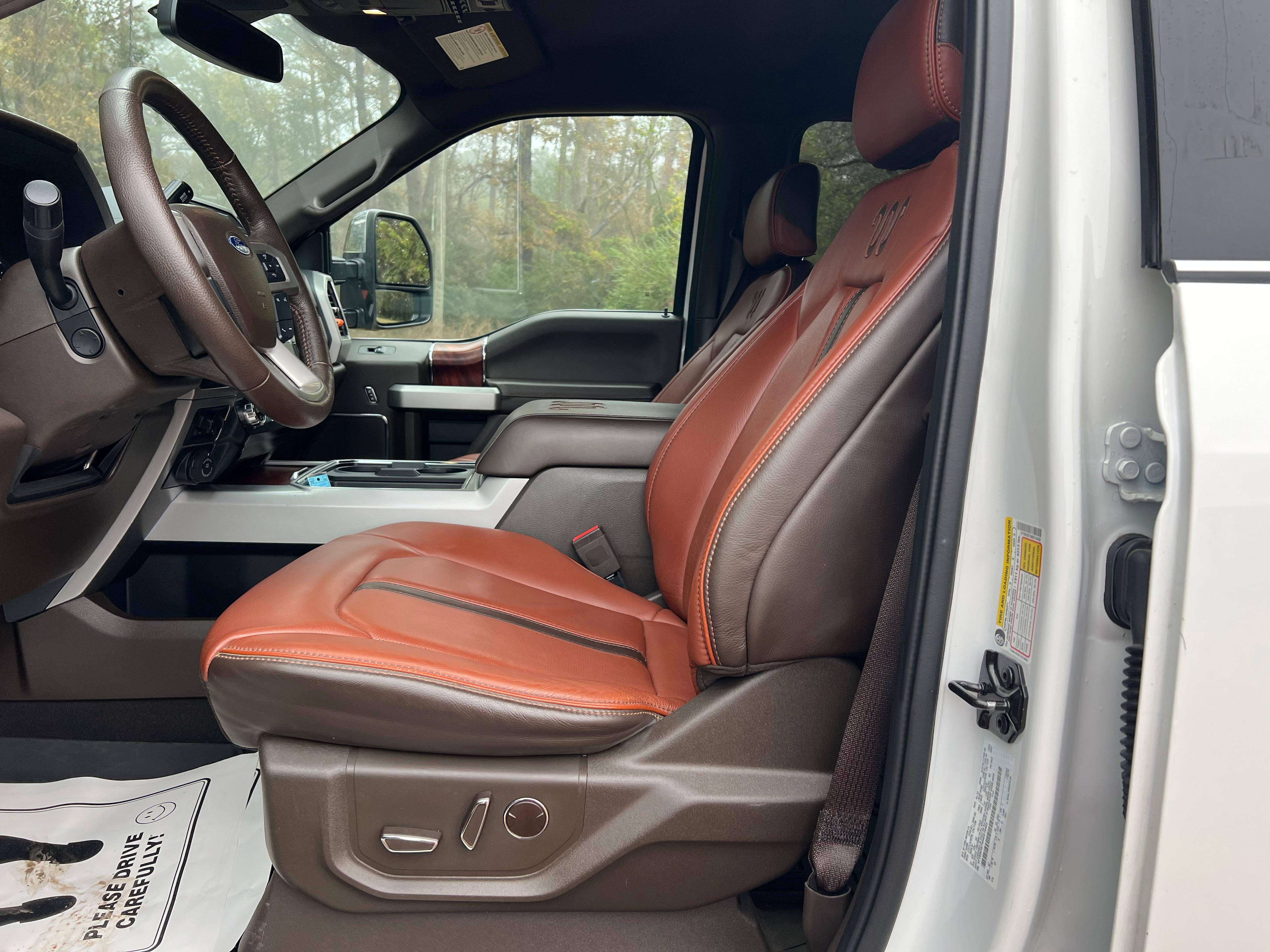 2022 Ford Super Duty F-350 SRW XL