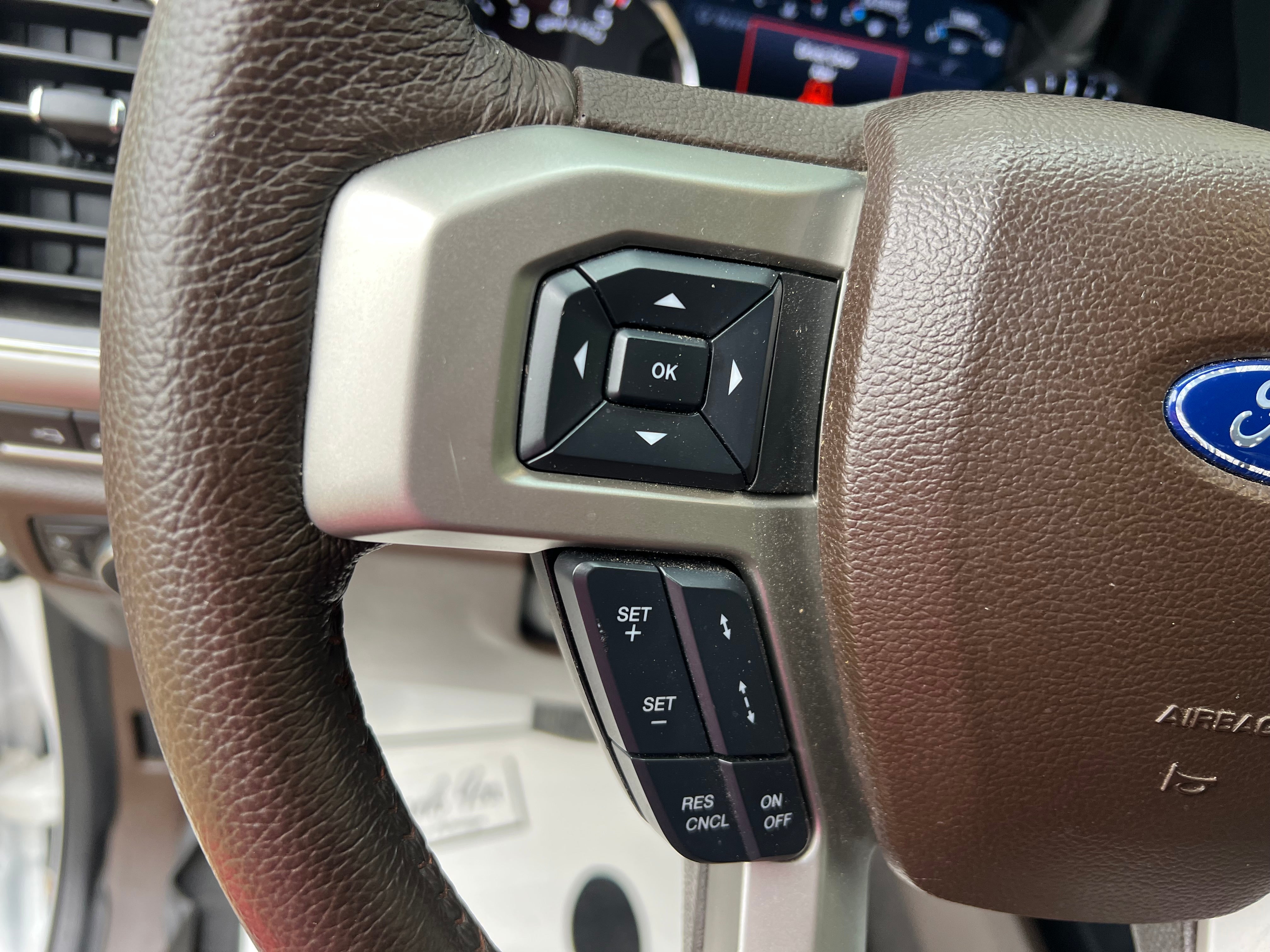 2022 Ford Super Duty F-350 SRW XL