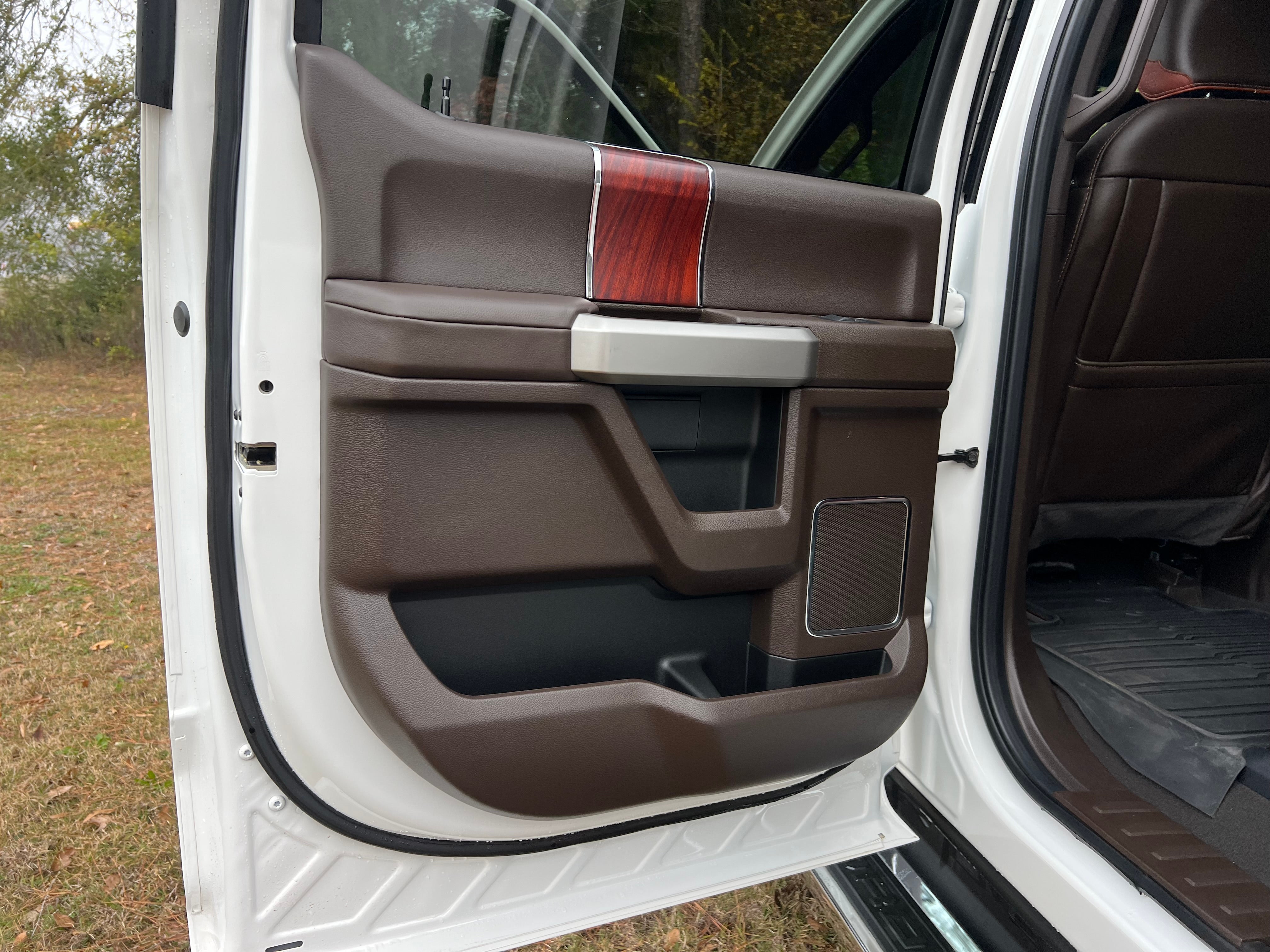 2022 Ford Super Duty F-350 SRW XL