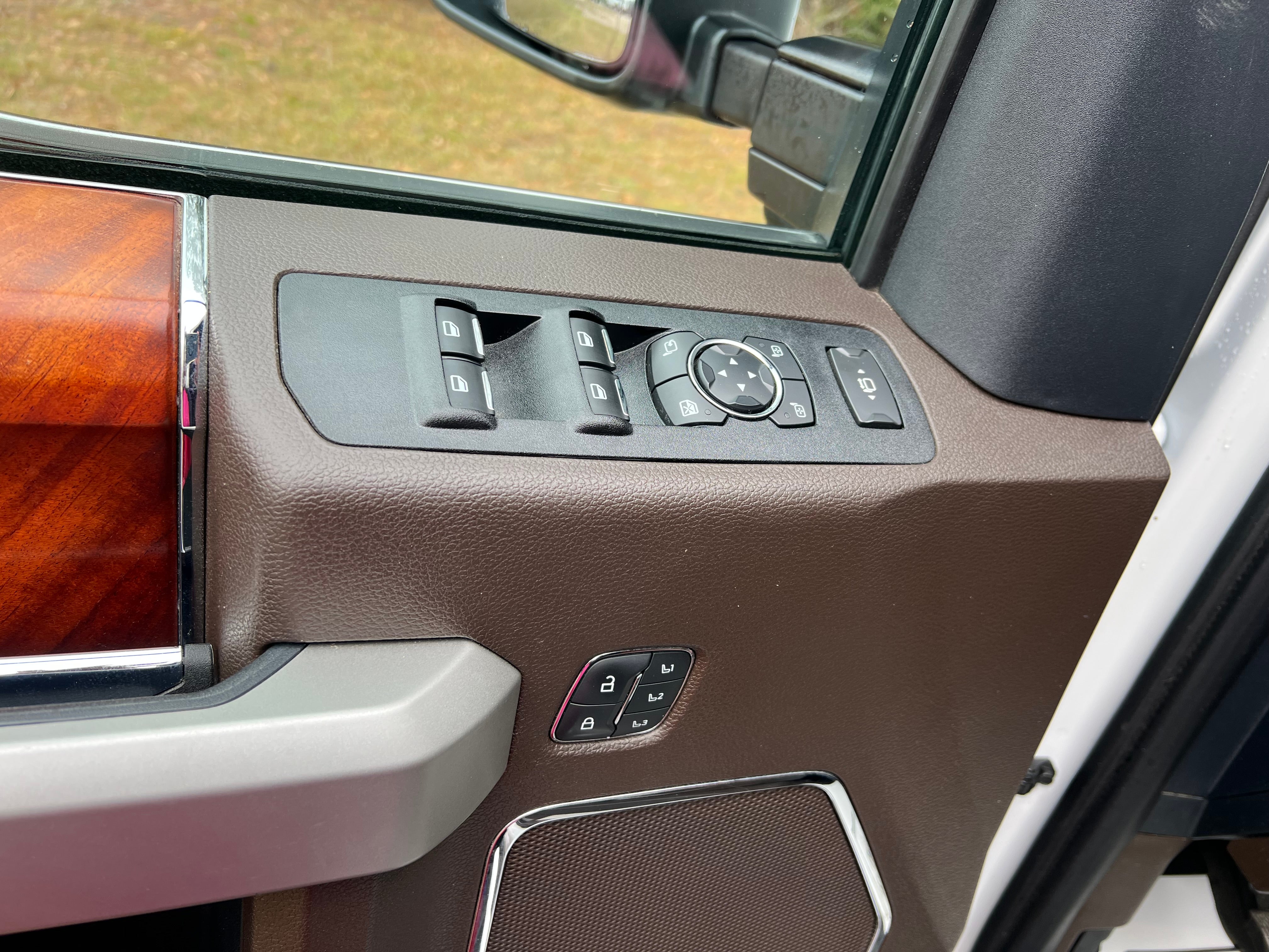 2022 Ford Super Duty F-350 SRW XL