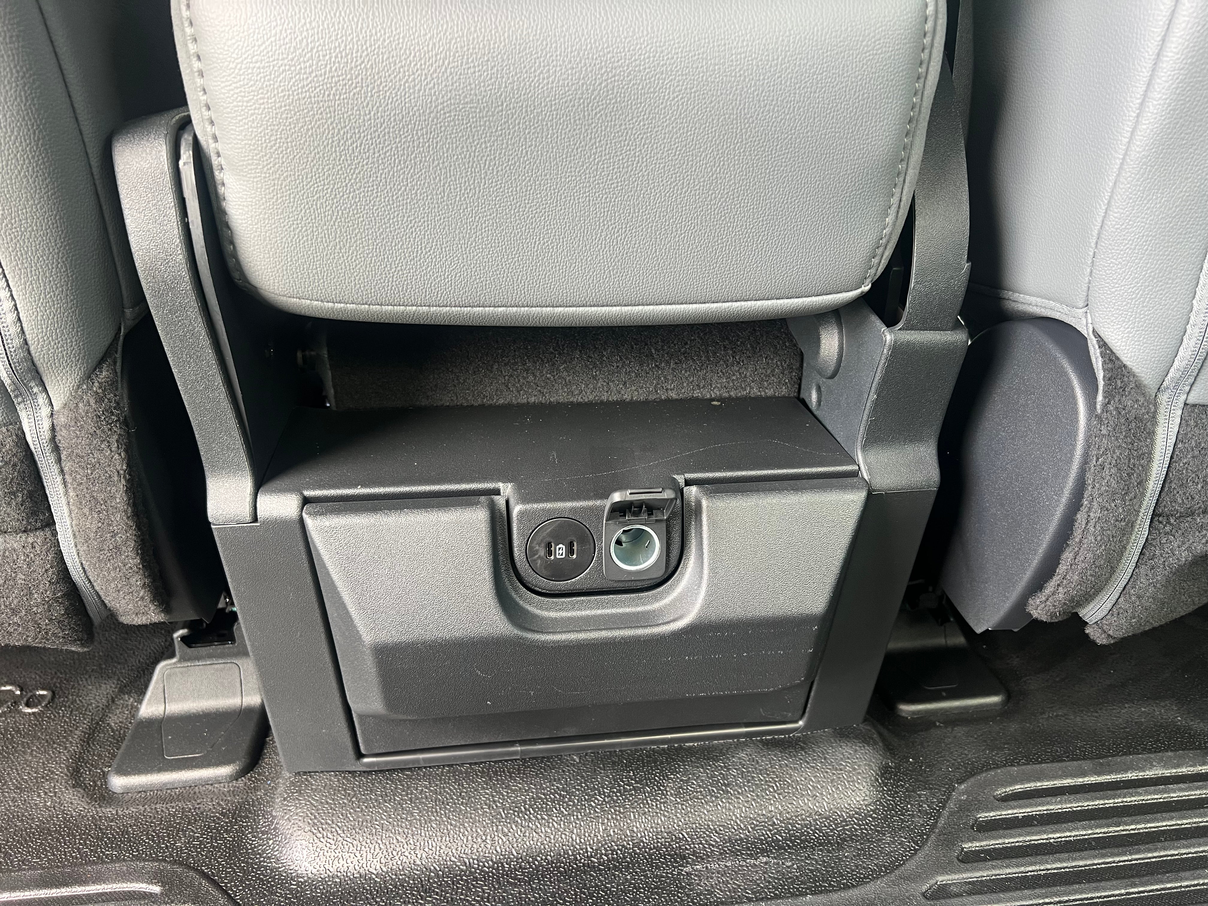 2023 Ford Super Duty F-350 DRW XL