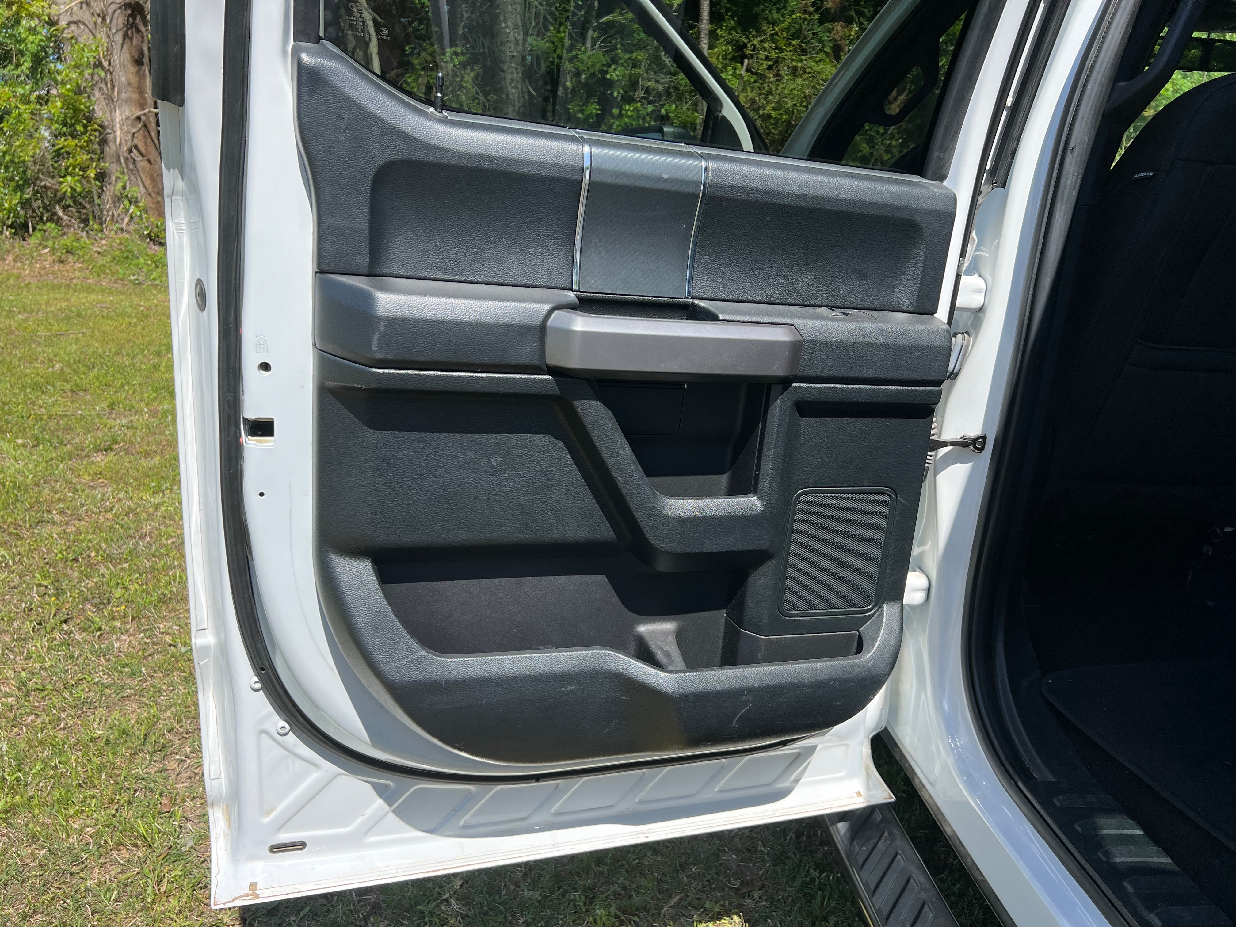 2019 Ford F150 SUPER Base