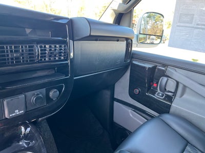 2025 Chevrolet Express Cargo 2500 WT