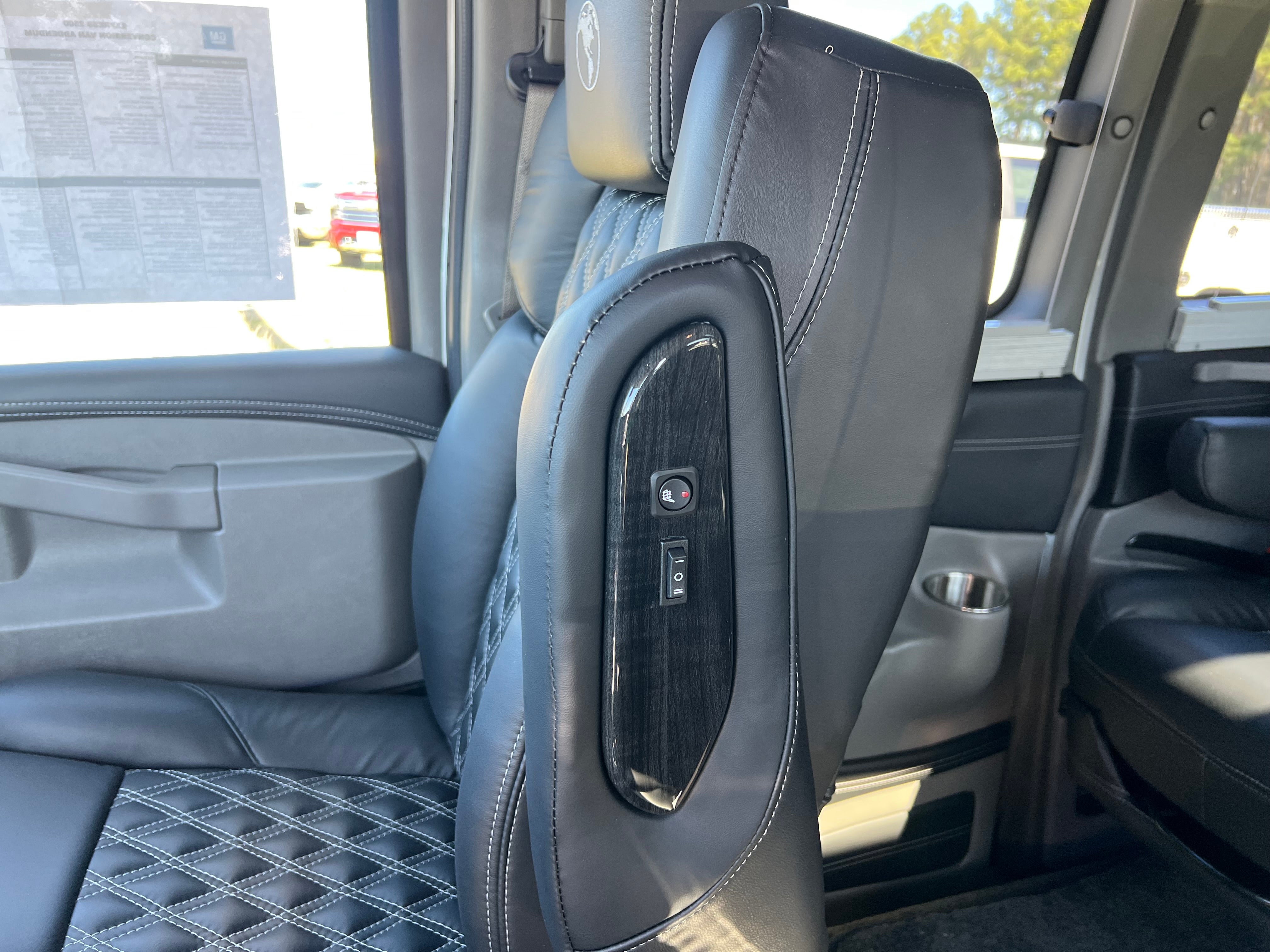 2025 Chevrolet Express Cargo 2500 WT