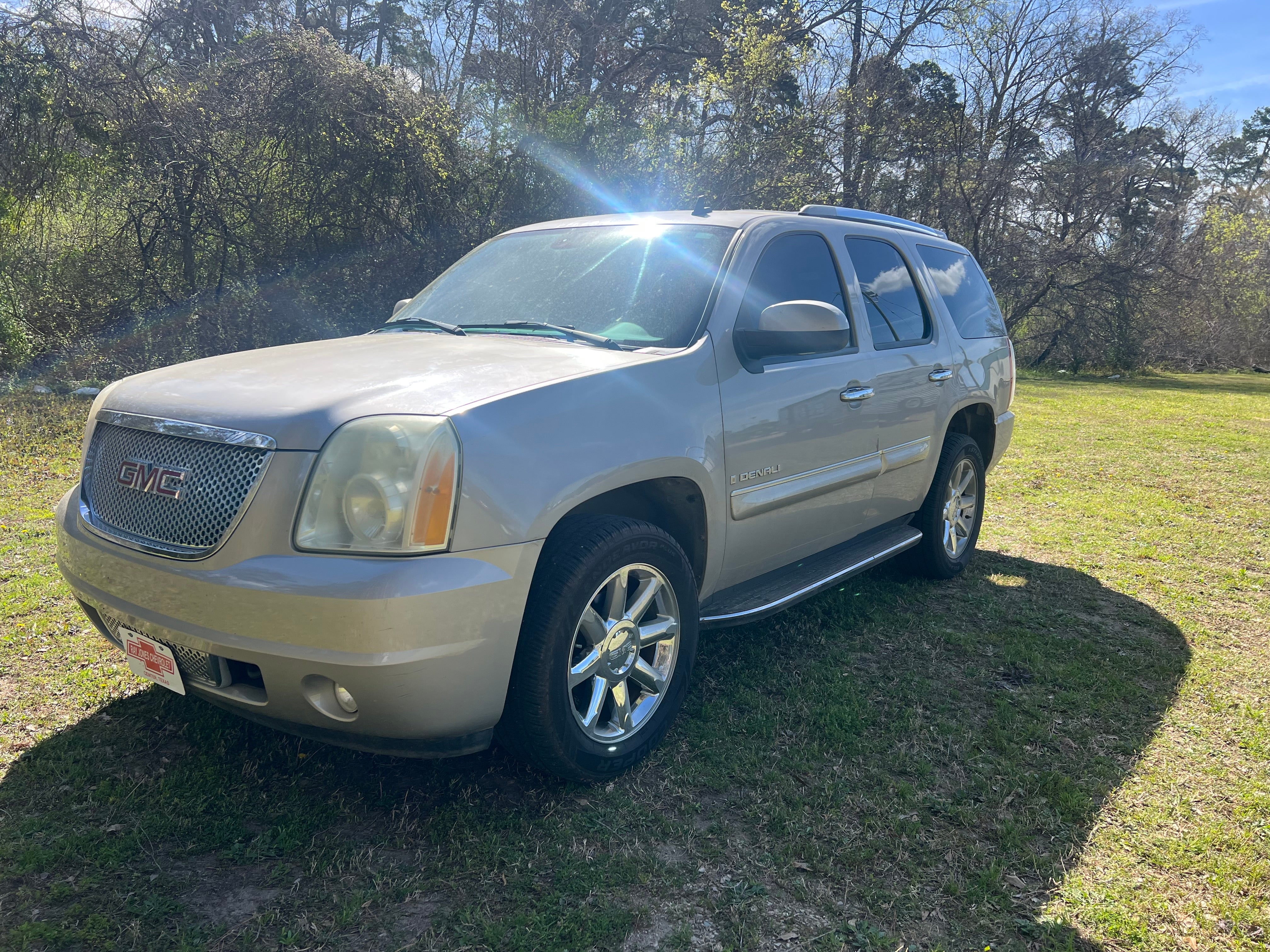 2007 GMC Yukon Base