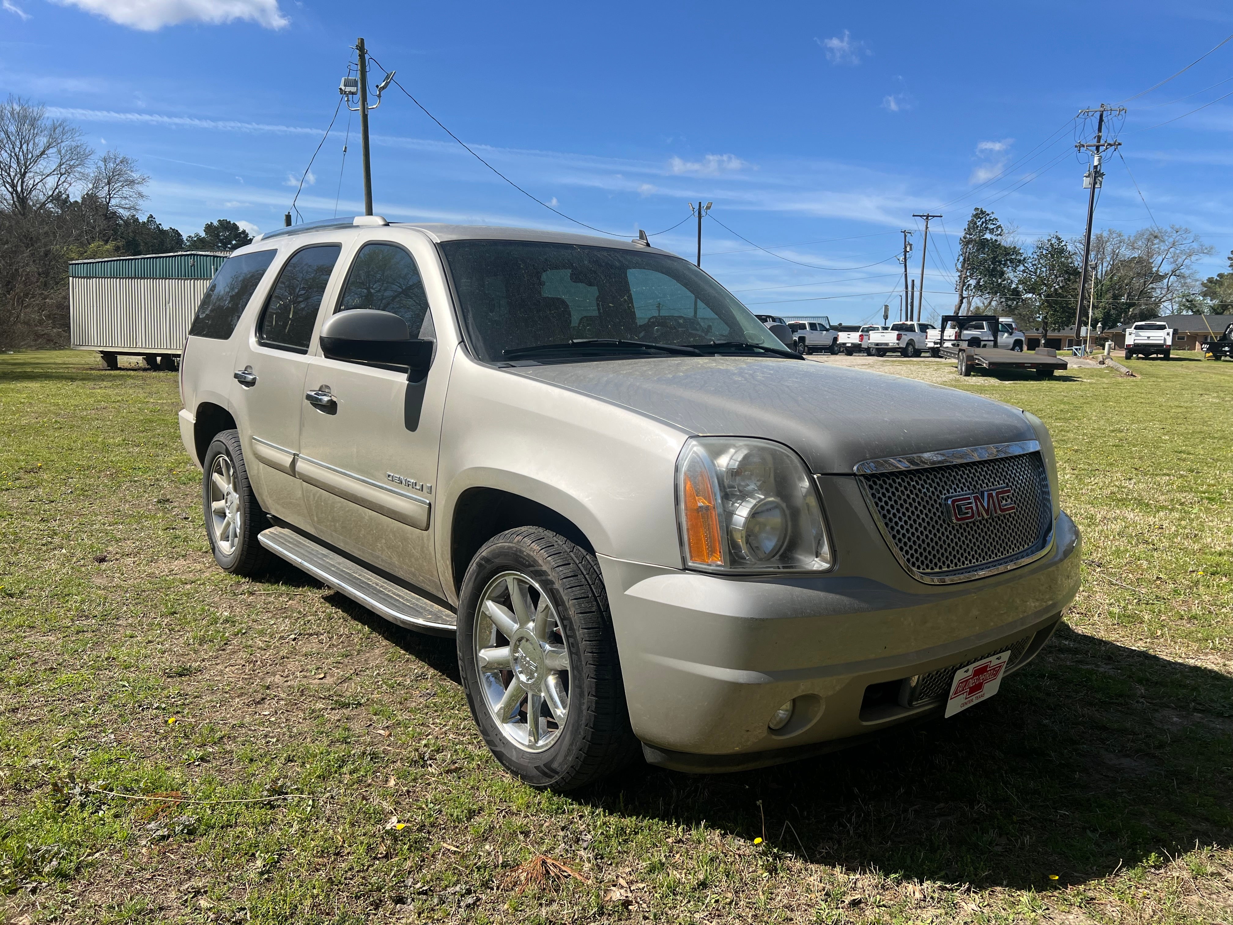 2007 GMC Yukon Base
