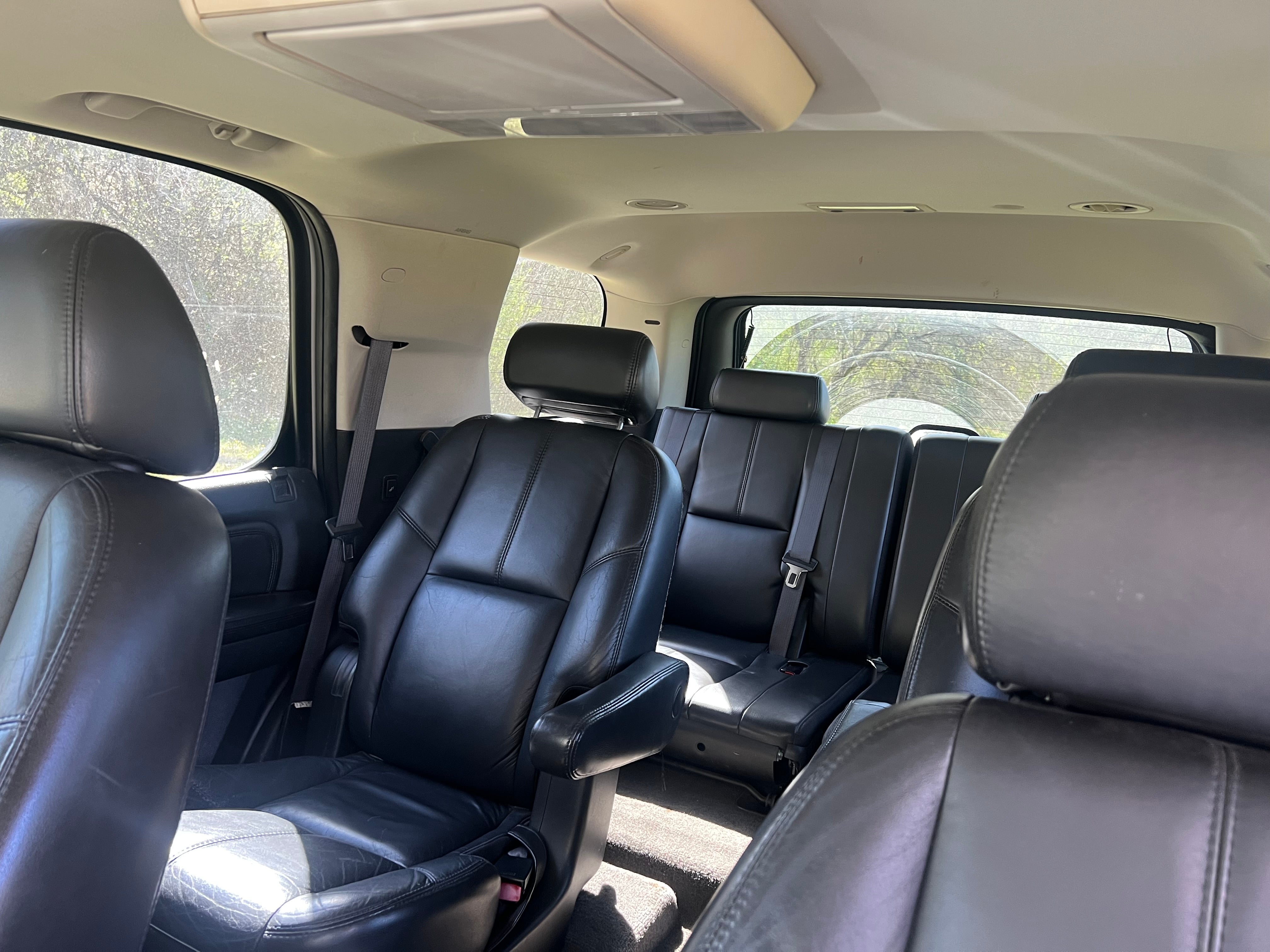 2007 GMC Yukon Base