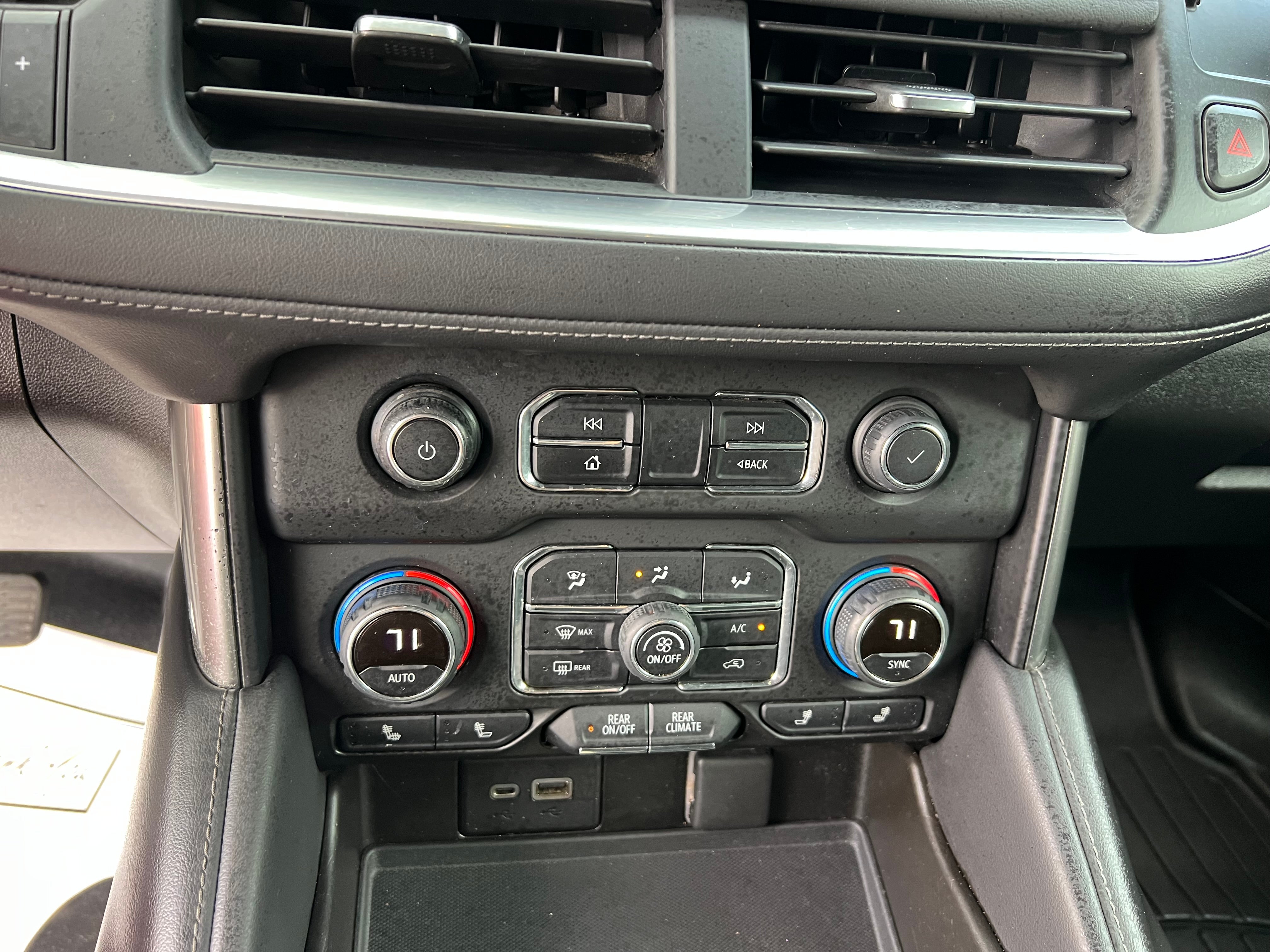 2021 Chevrolet Suburban LT