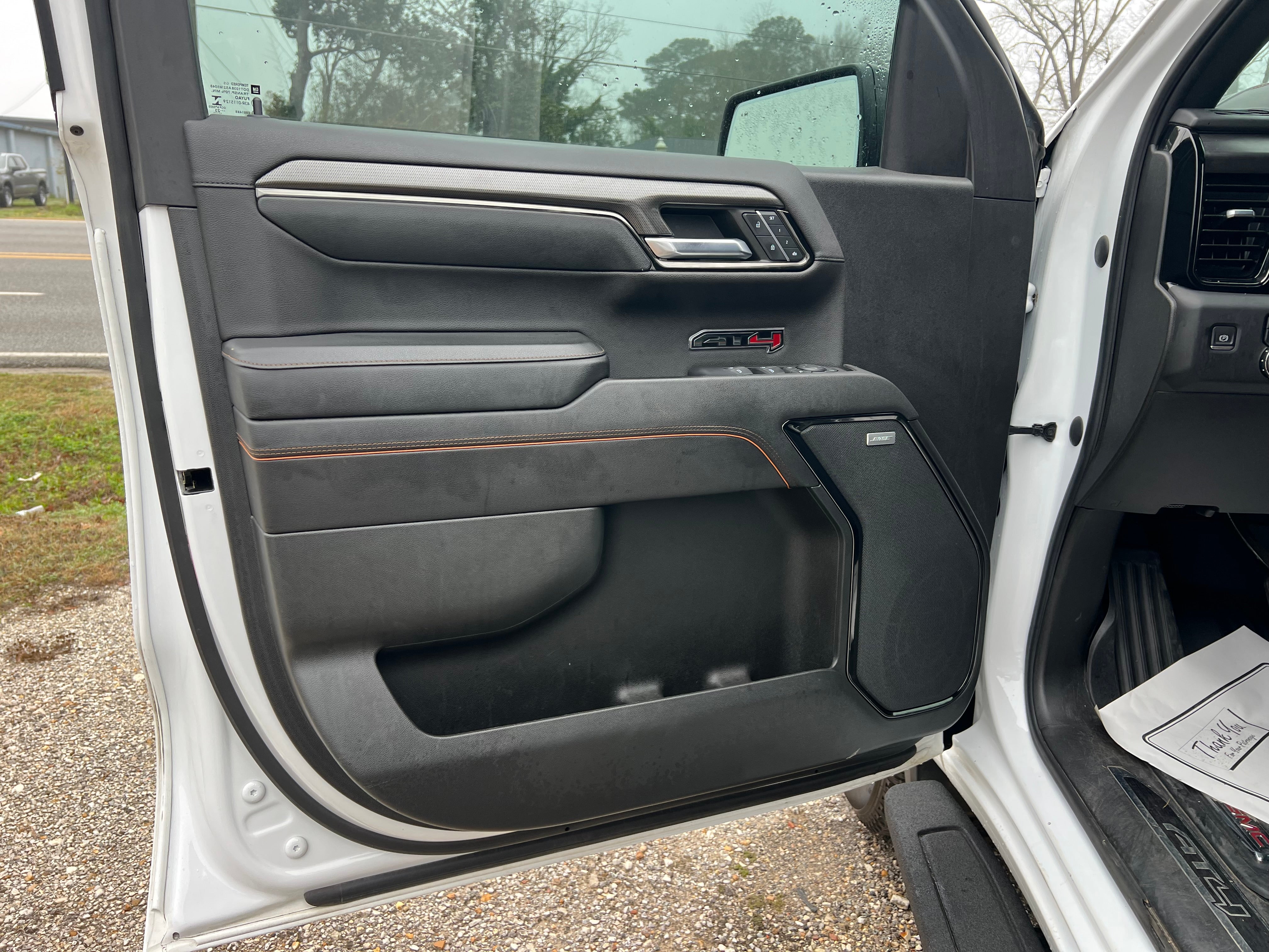 2023 GMC Sierra 1500 AT4