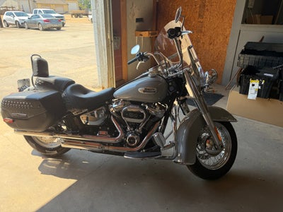 2024 HARLEY DAV FLHCS Base