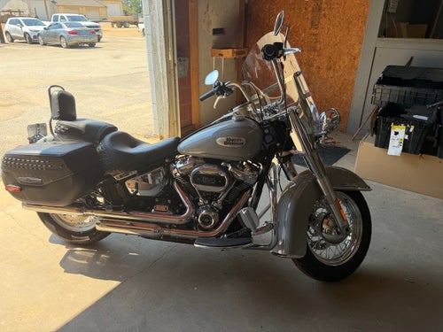 2024 HARLEY DAV FLHCS Base