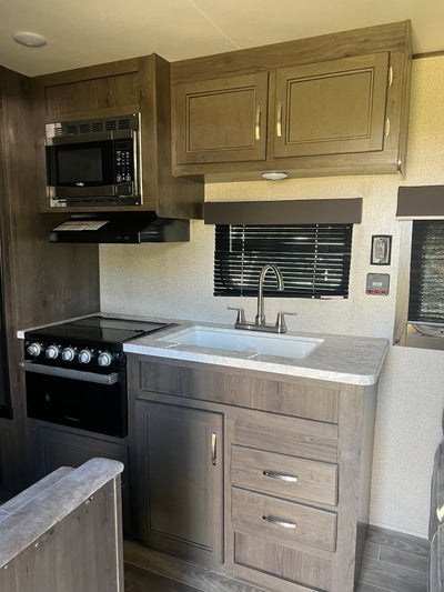 2021 JAYCO 264BH Base
