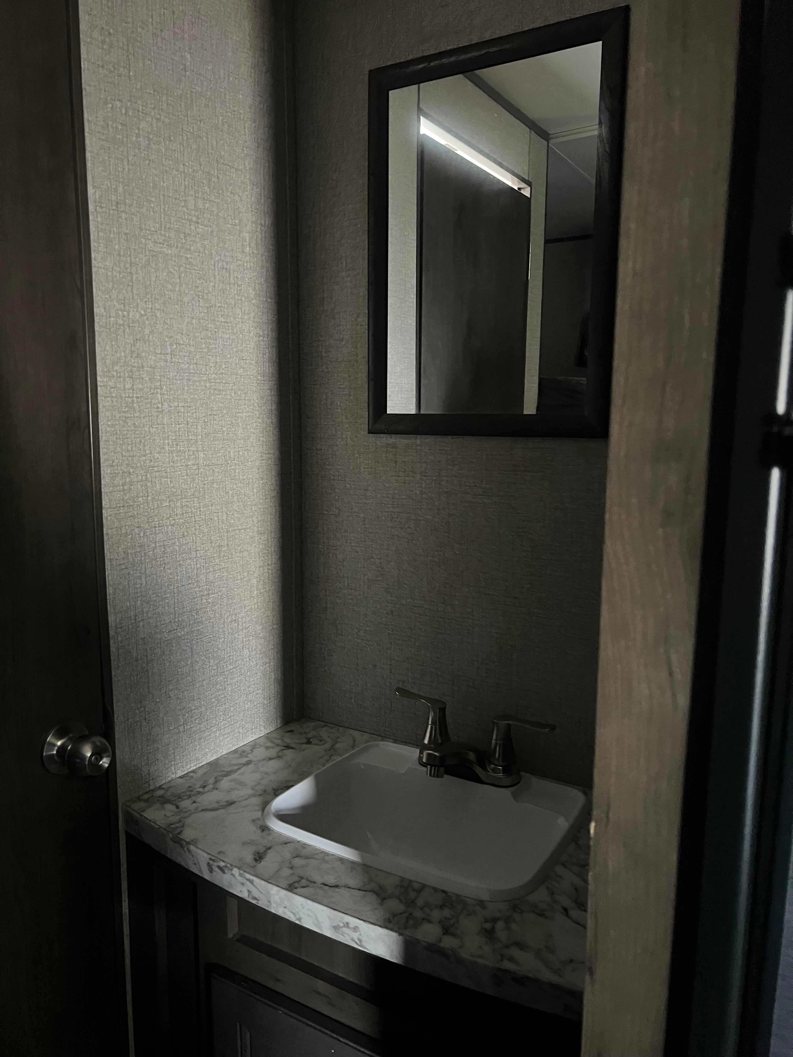 2021 JAYCO 264BH Base