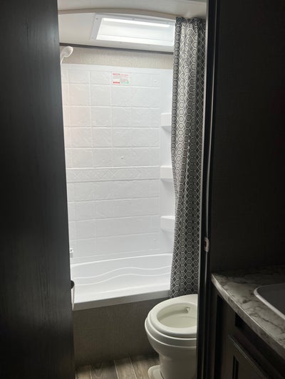 2021 JAYCO 264BH Base