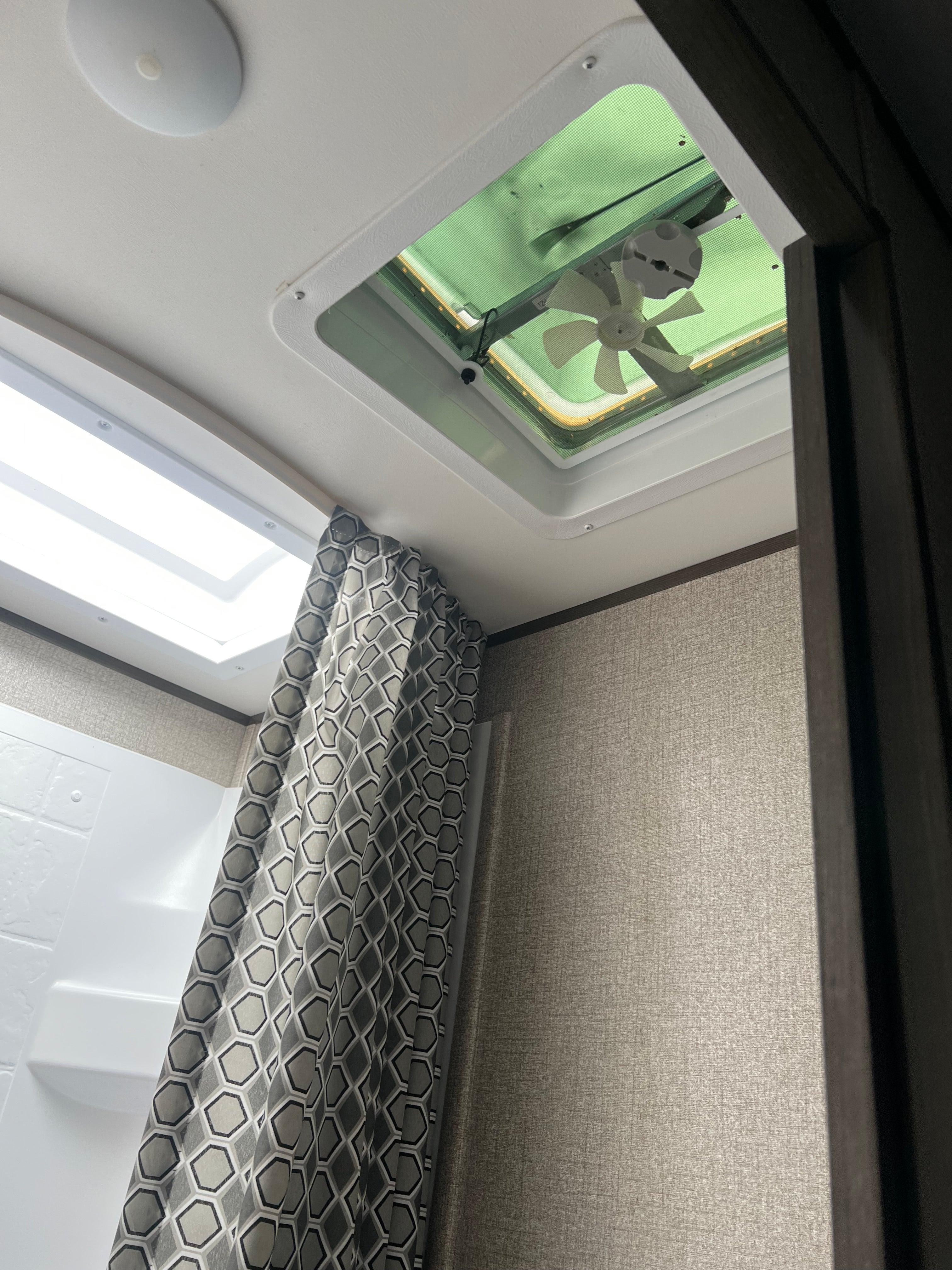 2021 JAYCO 264BH Base