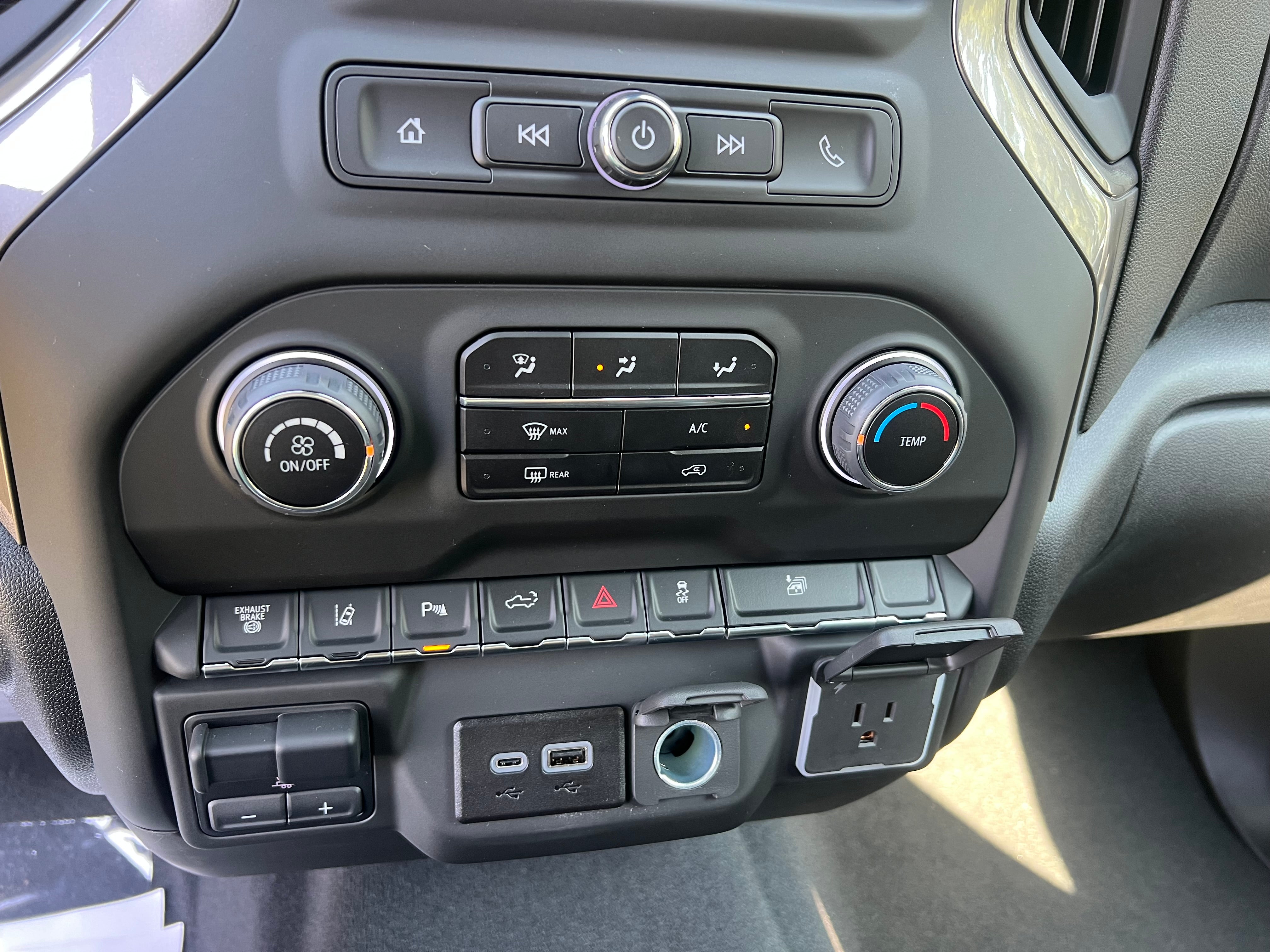 2025 Chevrolet Silverado 2500 HD Custom